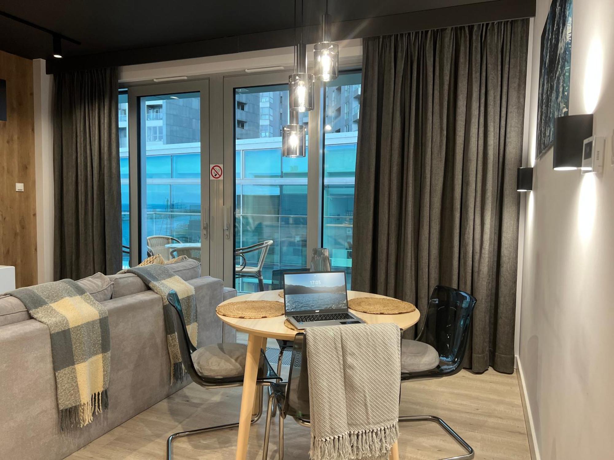 Modern Vero Apartments Yacht Park กดิเนีย ภายนอก รูปภาพ